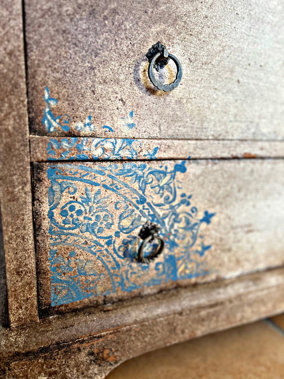 Image 1 of 🌸 Antieke commode met patina – uniek stuk – natuurlijke en authentieke uitstraling 🌸