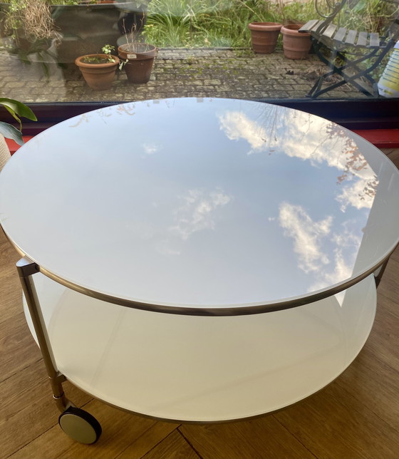 Image 1 of Mooie design salontafel van Ehlén Johansson (model Strind) – een geliefde klassieker met luchtige uitstraling. Ideaal voor wie h