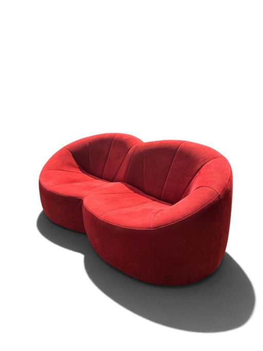 Pierre Paulin Pumpkin Divano a 2 posti – Ligne Roset, Alcantara Rossa (Space Age Design) – 2 zitsbanken (photo 2 of 22)