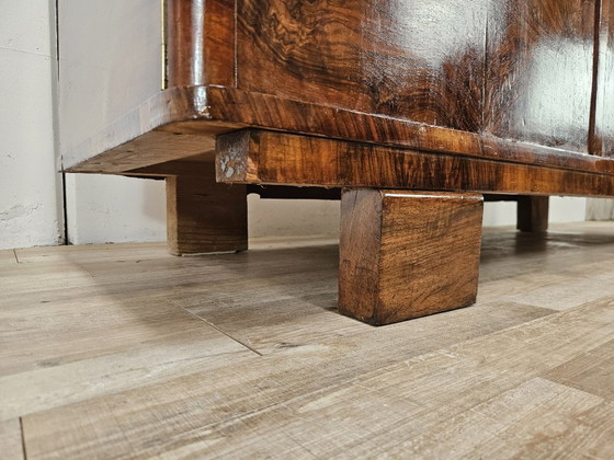 Buffet bas Art Déco en noyer à trois portes, années 1940 – Bois, Klassiek (photo 26 of 27)