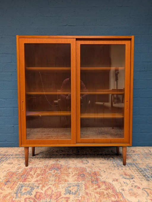 Vetrina vintage, design danese di Hundevad, anni '60