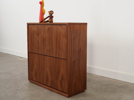 Image 1 of Scarpiera in noce, design scandinavo