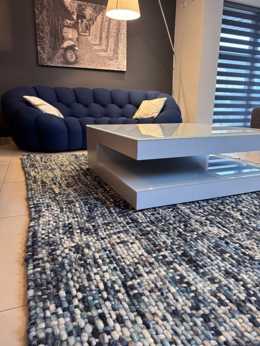 Quadratischer Couchtisch mit zwei Ebenen – Karaat Design