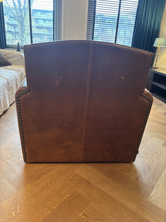 Image 1 of Set van twee leren fauteuils Ascension Latorre