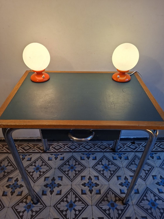 Due lampade da tavolo in stile space age – Plastic, Glass (photo 3 of 13)