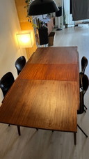 Louis van Teeffelen voor Wébé uitschuifbare eettafel
