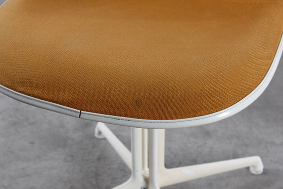 6-teiliges Set original Eames La Fonda Esszimmerstühle Vitra Miller – Herman Miller, Metal, Fiberglass (photo 3 of 21)