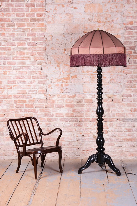 Lámpara de pie Art Déco restaurada, Haya, Nueva electrificación, Checa, años 1910, Lámparas de pie, Textil (foto 8 de 11)