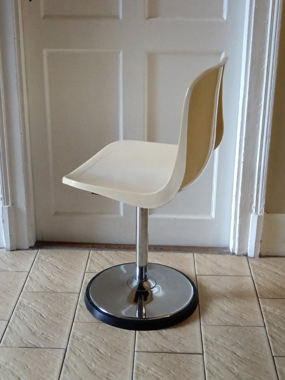 Image 1 of Cojer schelpstoel van Étienne Fermigier, 1970