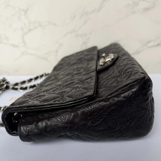 Chanel jumbo pelle di vitello goffrata simboli portafortuna – Borse a spalla (photo 3 of 12)