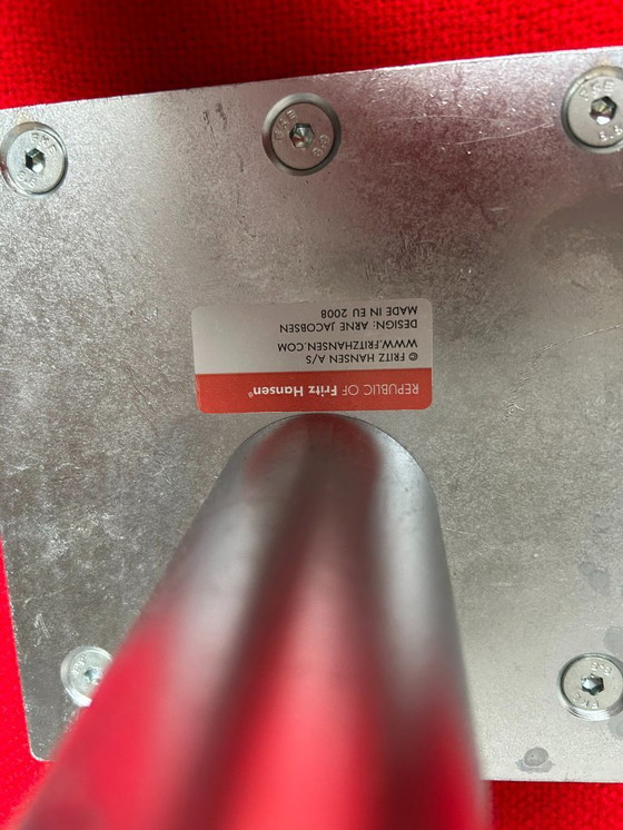 Image 1 of Fritz Hansen Swan Chair Rood