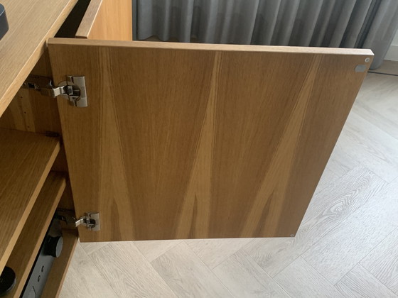 Image 1 of Eikenhouten TV/Audio kast