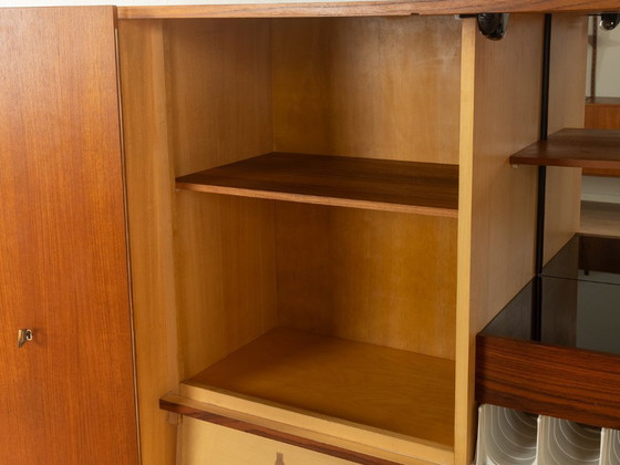 Image 1 of Huisbar, secretaire en andere accessoires uit de jaren 50 in mid-century stijl.