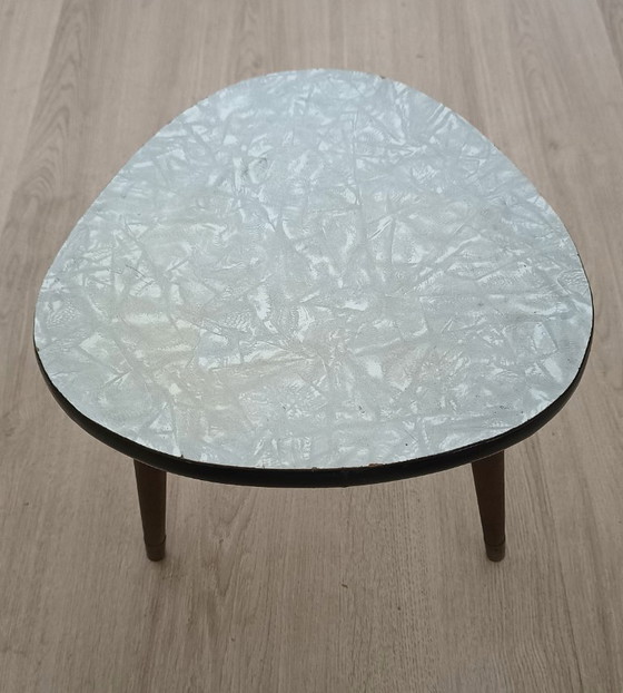 Image 1 of Kleiner Beistelltisch aus den 50er Jahren