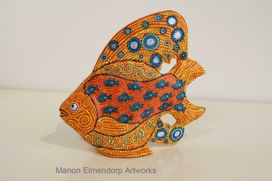 Image 1 of Figurine de poisson 100% faite à la main, peinte avec de petits poissons (neuve)