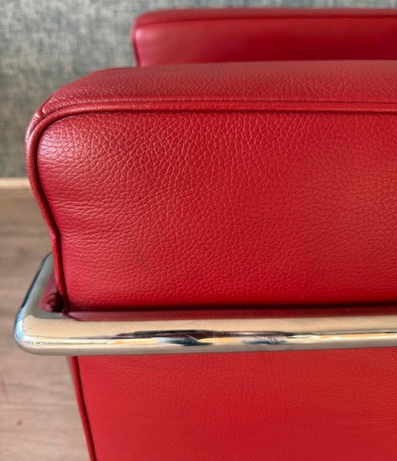Image 1 of Vintage LC2 Le Corbusier fauteuil in rood leer, Italië, jaren 80