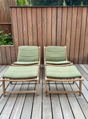 2 Cosito lounge chairs in teak and natural round wicker with ottoman