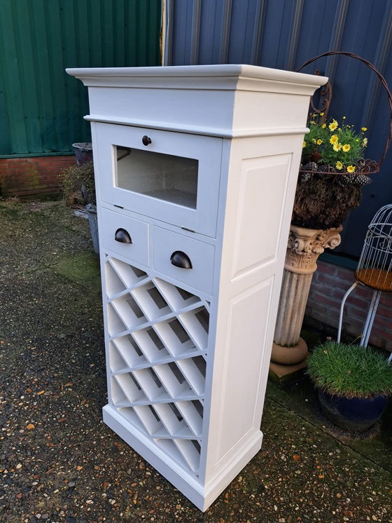 Image 1 of Portabottiglie in teak bianco, barra wishkey, dimensioni 65x40cm e altezza 141cm.9