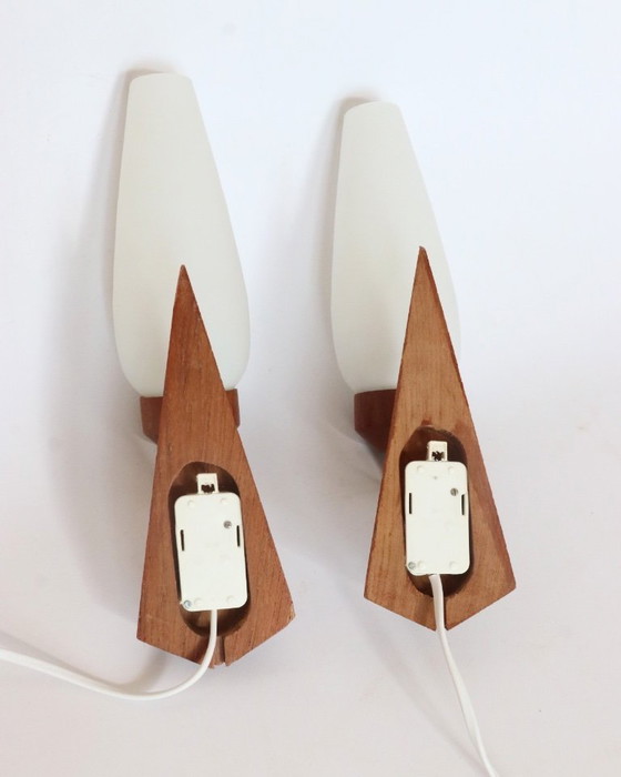 Image 1 of Ensemble de lampes murales vintage en teck et verre dépoli