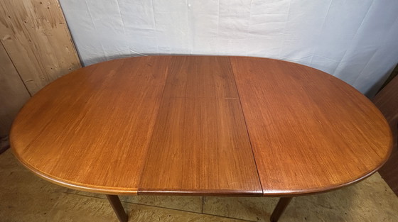 Image 1 of Mid-Century Retro Vintage Teak Oval Extending Dining Table by McIntosh – 1960s 
