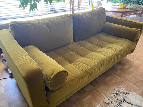 Image 1 of Gelbes Samtsofa