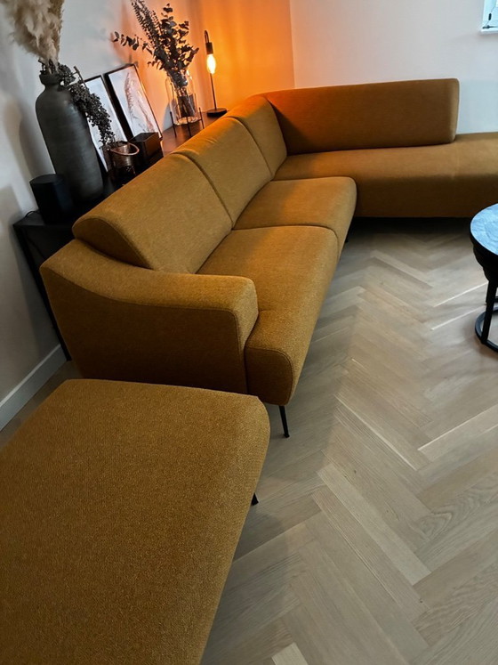 Image 1 of Canapé d'angle Montel avec pouf assorti