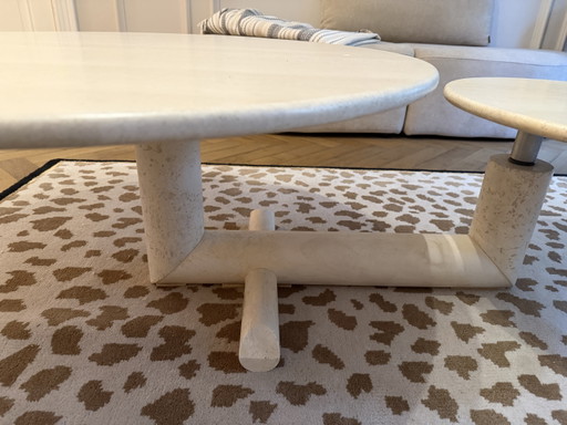 Runder Couchtisch aus Travertin