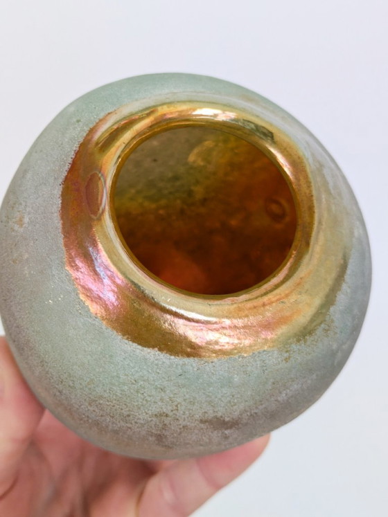 Heavy Mouth-Blown Art Glass Vase, Carnival-Style Gold Iridescence, Matte Sandblasted Finish – Vintage (photo 3 of 17)