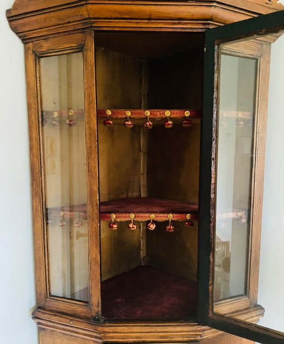 Image 1 of Antico mobile angolare