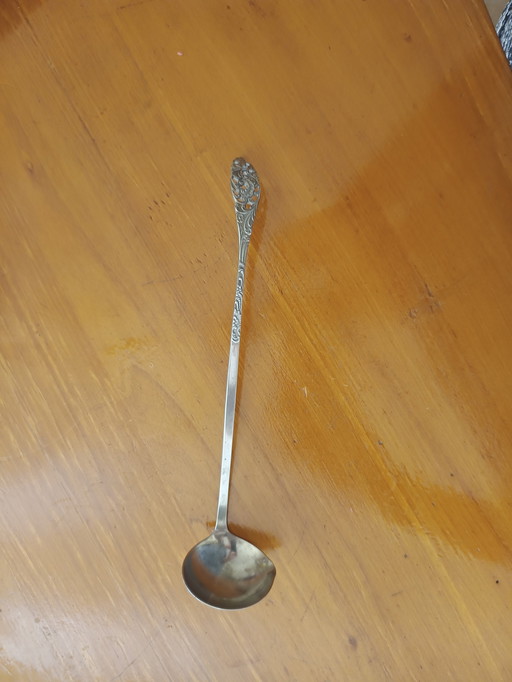 louche à sauce en argent antique