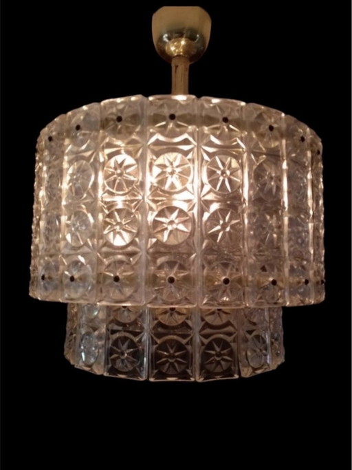 Lustre Kinkeldey en verre cristal et structure en laiton , Autriche, 1960