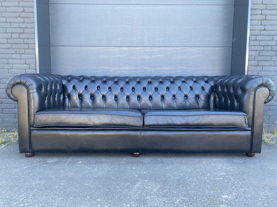 Sofá Chesterfield XL negro – Leather, Wood (photo 6 of 6)