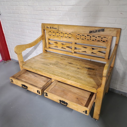 Banc rustique en bois