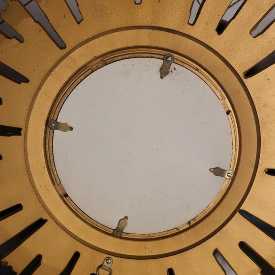 Image 1 of Grote spiegel met zonnestralenmotief, gouden heksenoog, vintage