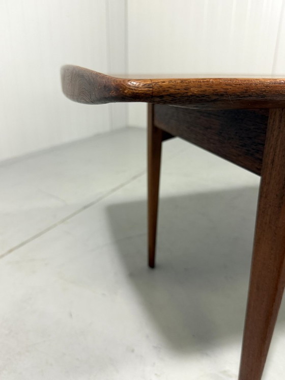 Image 1 of France & Daverkosen FD503 table basse en teck par Edvard Kindt Larsen & Tove Kindt Larsen