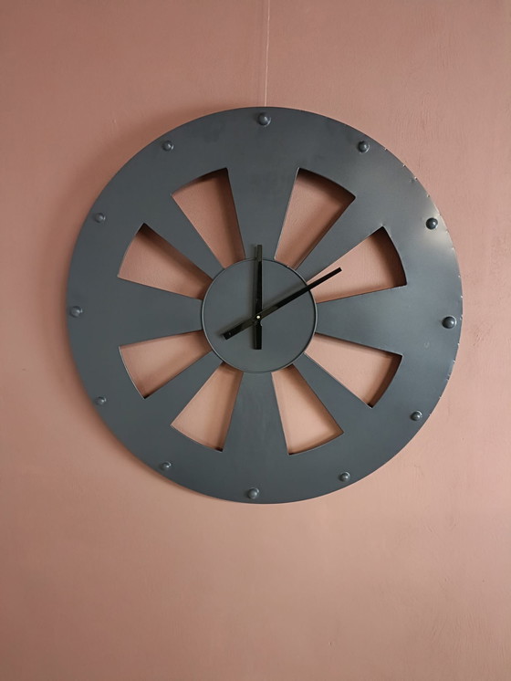 Image 1 of Large round clock