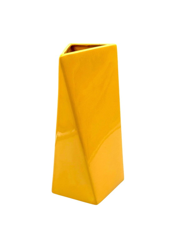 Image 1 of Vase en céramique jaune de l'ère spatiale, Pietro Arosio, Parravicini Italie vers 1960