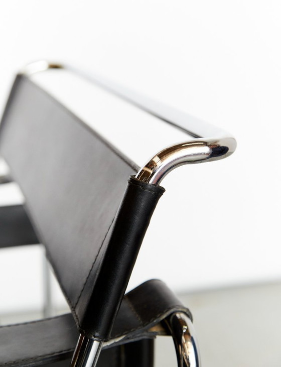 Image 1 of Poltrona club B3 "Wassily Chair" di Marcel Breuer per Knoll International