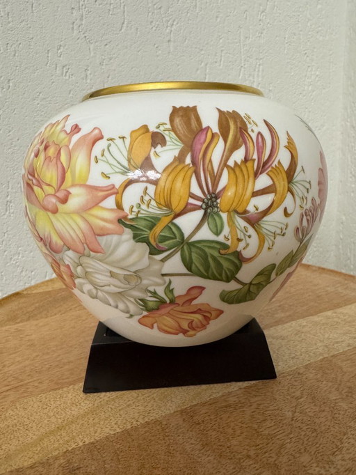 Wedgwood Vaas: The Royal Horticultural Society 1980