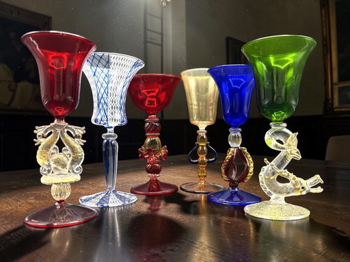 Murano – Set of six Murano glass goblets – unique pieces inspired by the goblets of the Venetian Doges