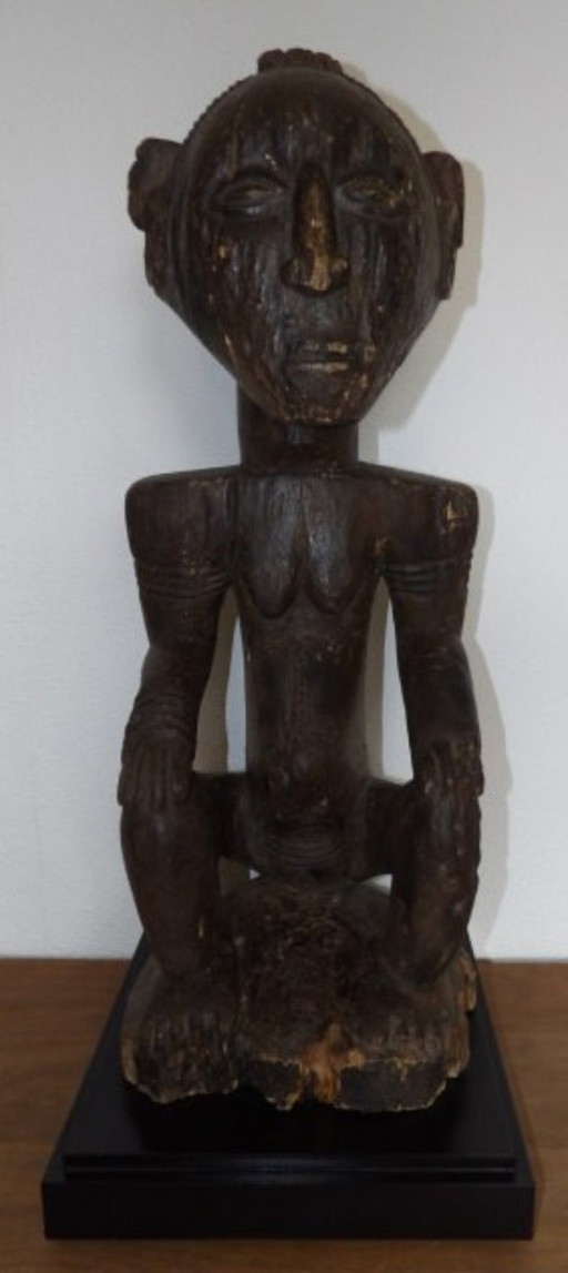 statua africana