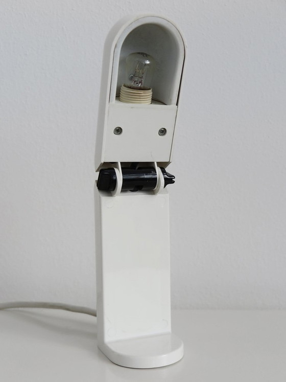 Zwart-witte plastic Tafellampen, Italië, jaren '60, set van 2 – Kunststof (photo 22 of 26)