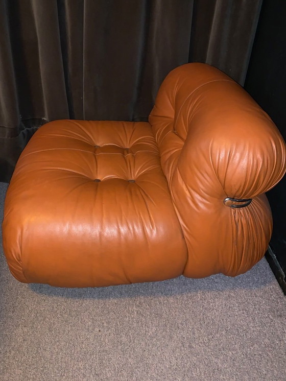 Image 1 of Fauteuil vintage Soriana en cuir, signé Afra et Tobia Scarpa pour Cassina