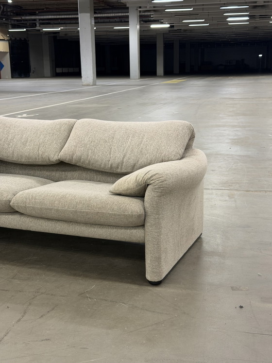 Cassina Maralunga Set – Sofas, Textile (photo 4 of 14)