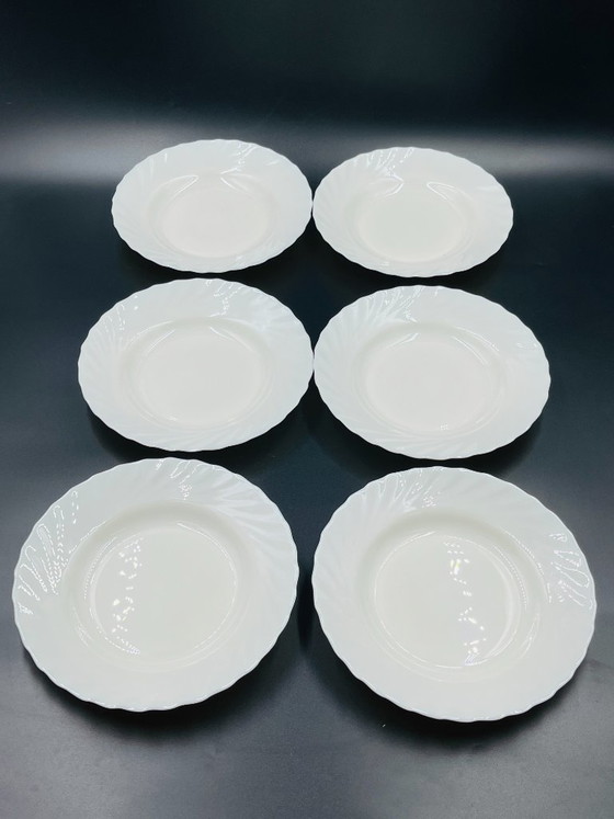 Image 1 of Service Table Vintage Arcopal Ivoire Trianon 18 Pièces