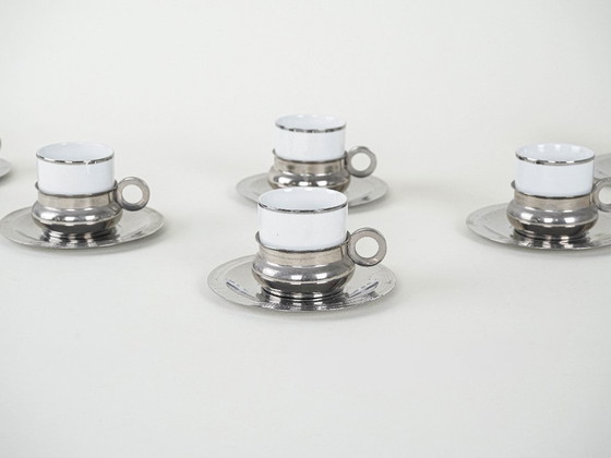Image 1 of Ensemble de tasses en porcelaine, design italien, années 1980, fabrication : Italie