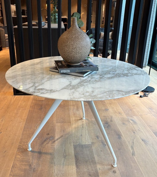 Table Rimadesio Manta