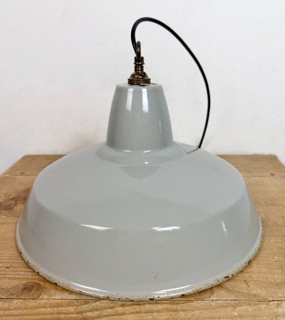 Image 1 of Suspension industrielle en émail gris de Thorlux, années 1960