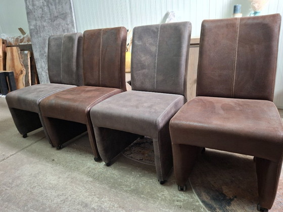 Image 1 of 4 sedie da pranzo in pelle mobili, 2 colori