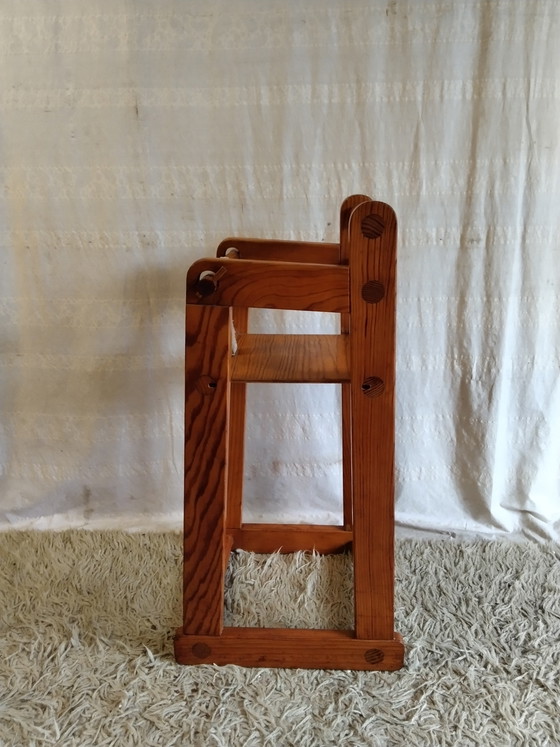 Image 1 of Hochstuhl aus massivem Kiefernholz für Babys – Mitte des 20. Jahrhunderts